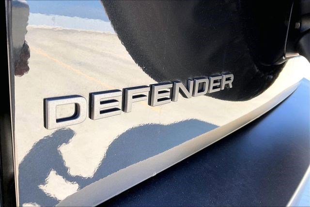 New 2026 Land Rover Defender 110 X-Dynamic SE image 9