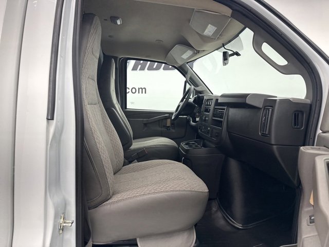 New 2025 Chevrolet Express 3500 w/ Power Convenience Package image 35