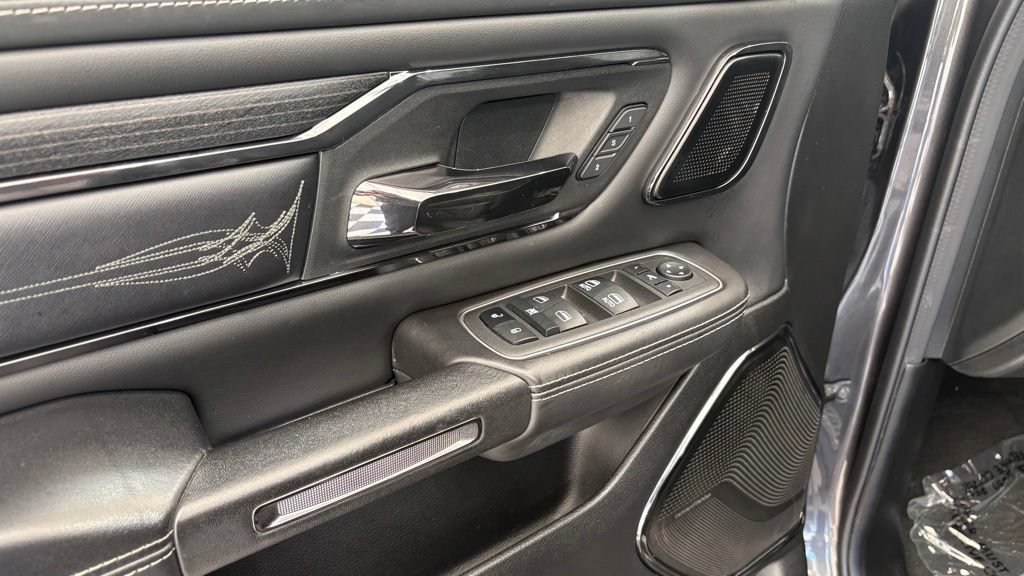 Used 2022 RAM 1500 Limited w/ Night Edition AWD/4WD image 17