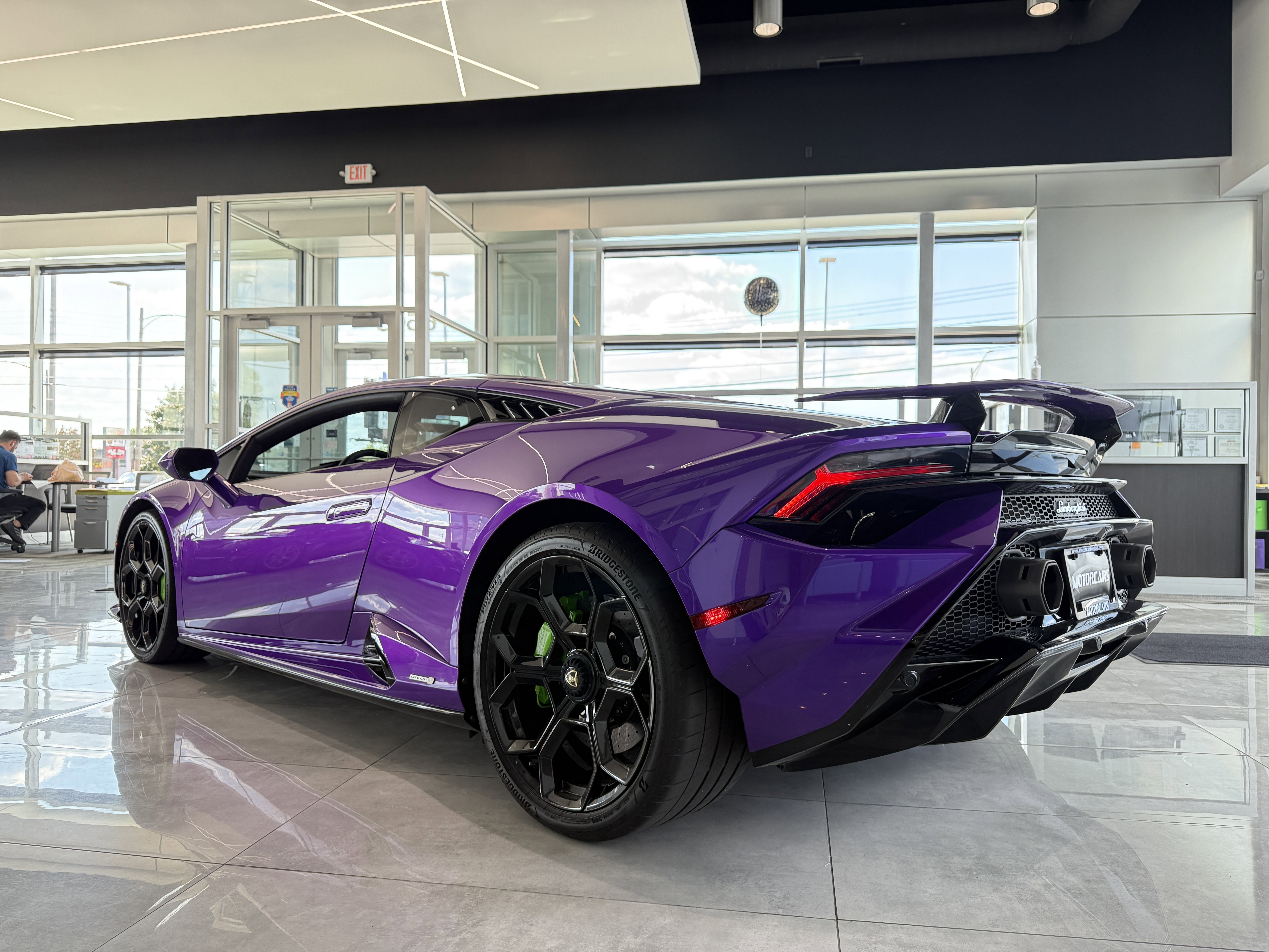 Used 2023 Lamborghini Huracan Tecnica image 13