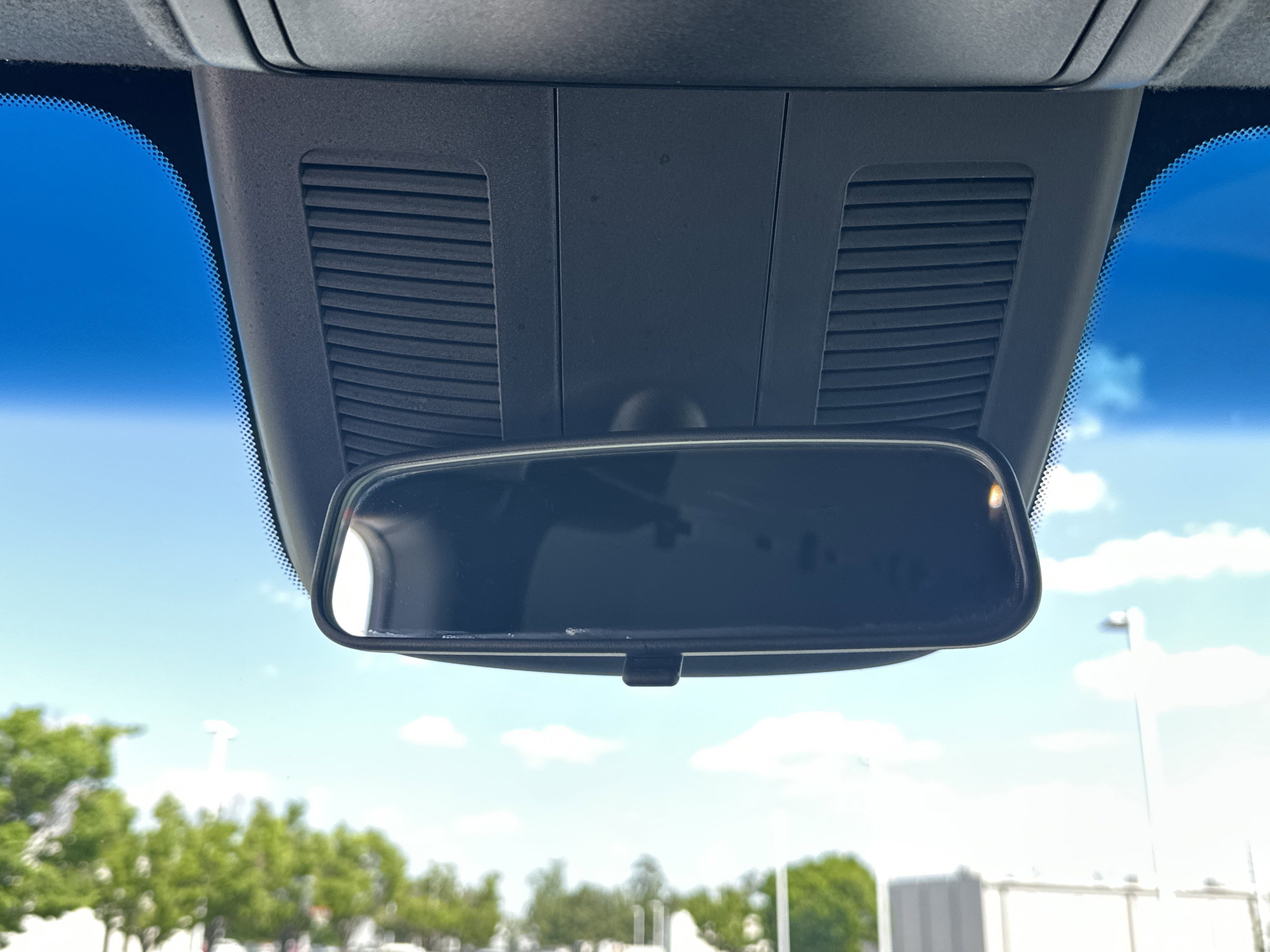 Used 2023 Mercedes-Benz Sprinter 2500 image 27