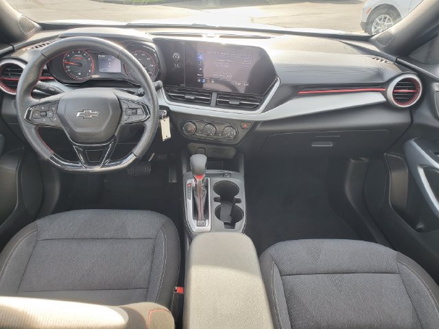 Certified 2024 Chevrolet Trax RS w/ Driver Confidence Package FWD image 13