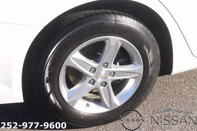 Used 2024 Chevrolet Malibu LT image 7