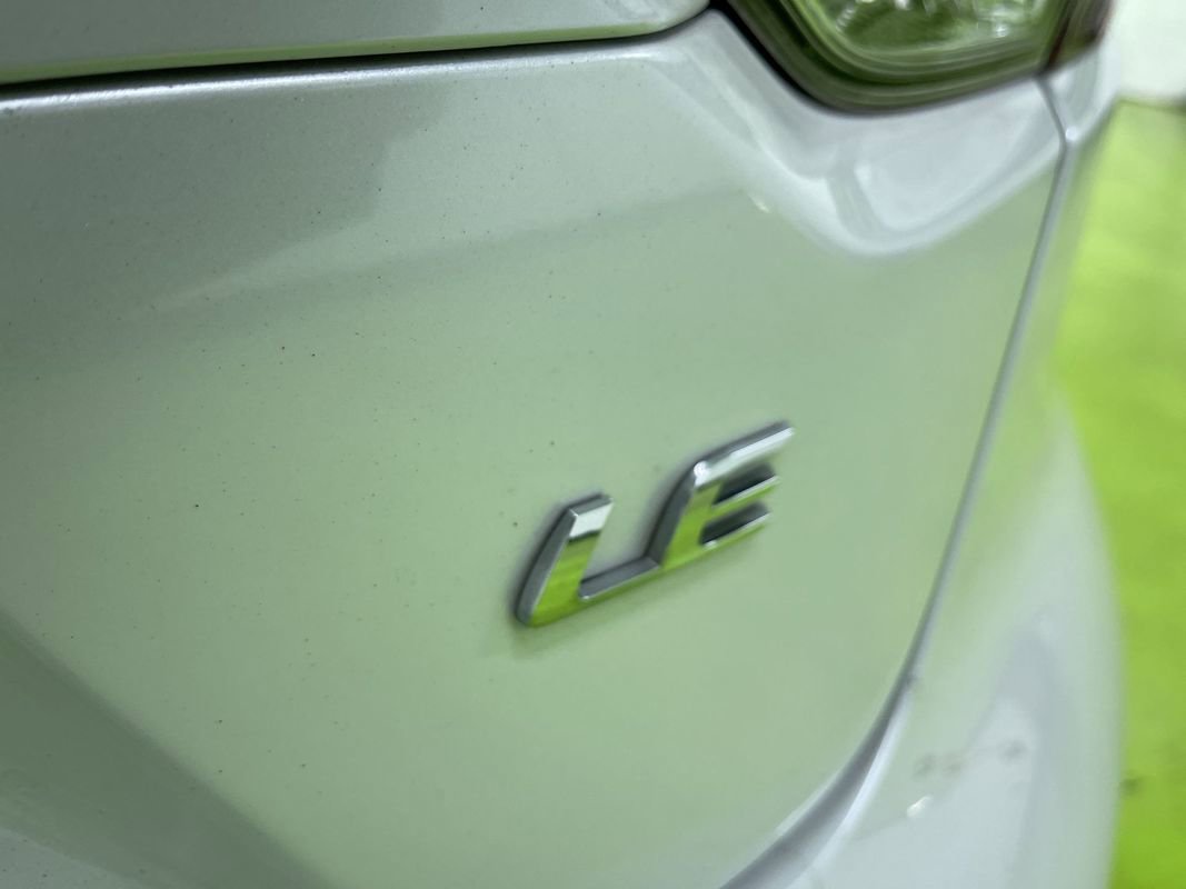 Used 2022 Toyota Corolla LE FWD image 14