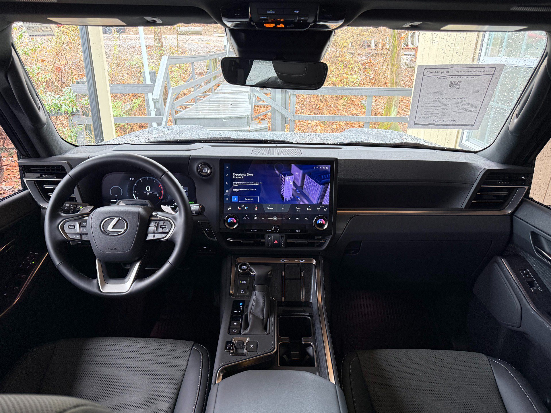 Used 2025 Lexus GX 550 w/ Accessory Package (2T) AWD/4WD image 30
