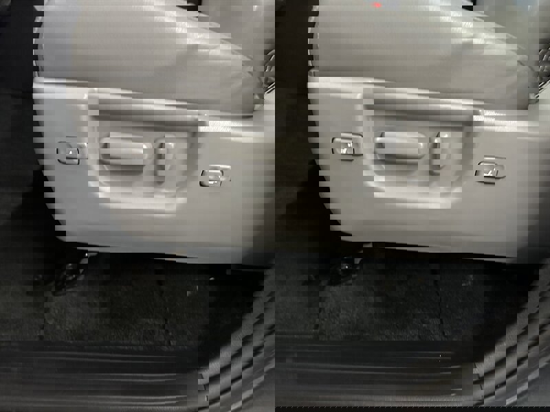 Used 2014 Toyota Sequoia Platinum image 29