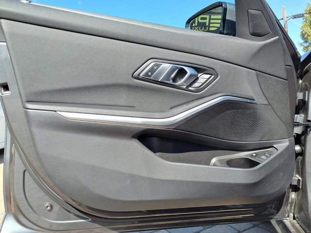 Used 2021 BMW 330e w/ Convenience Package image 20