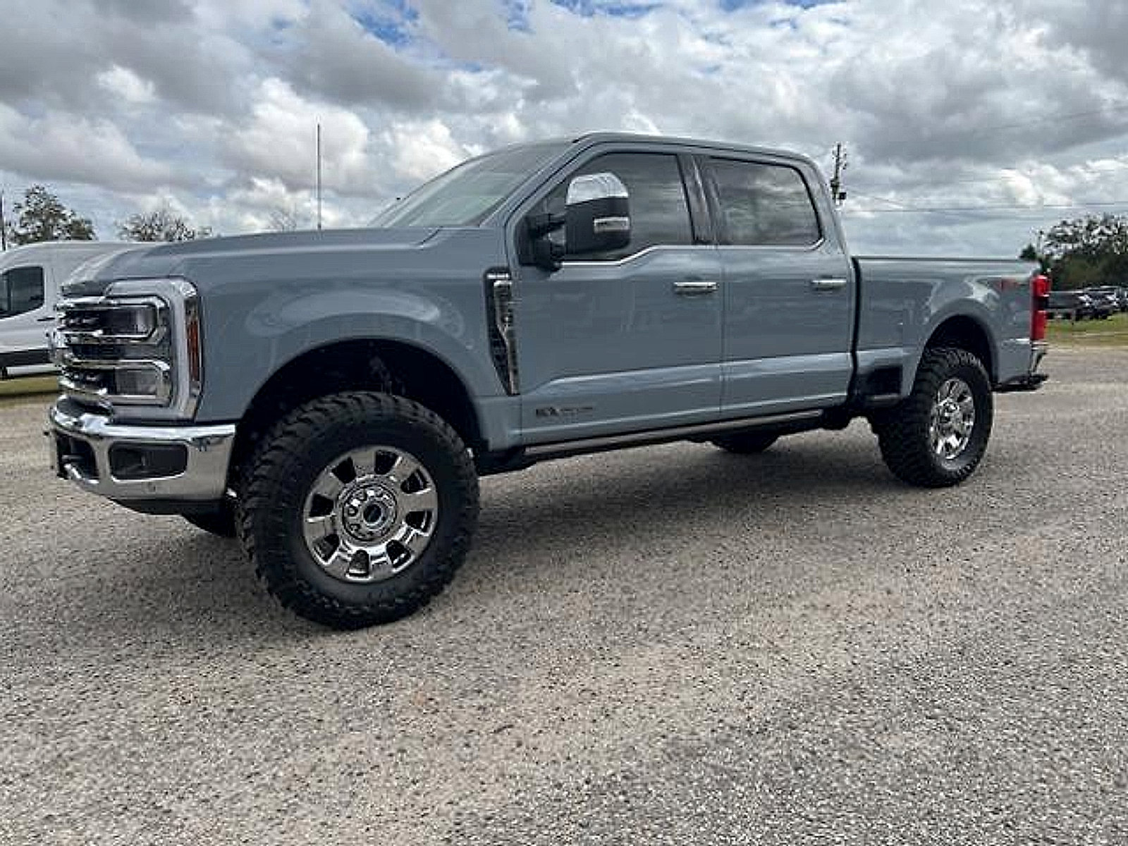 New 2025 Ford F250 King Ranch w/ Chrome Package image 4