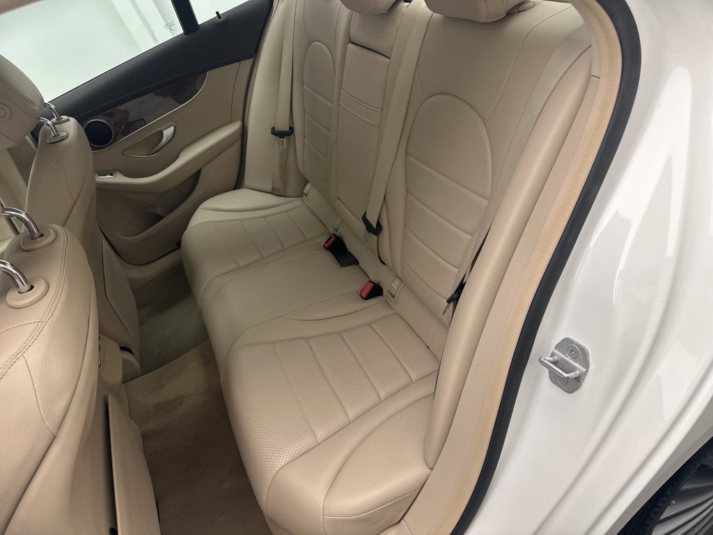 Used 2015 Mercedes-Benz C 300 Sedan w/ Luxury Package image 13