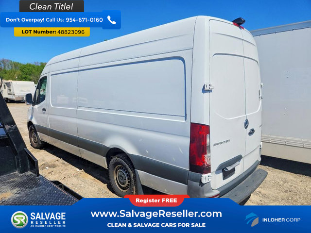 Used 2022 Mercedes-Benz Sprinter 2500 image 3