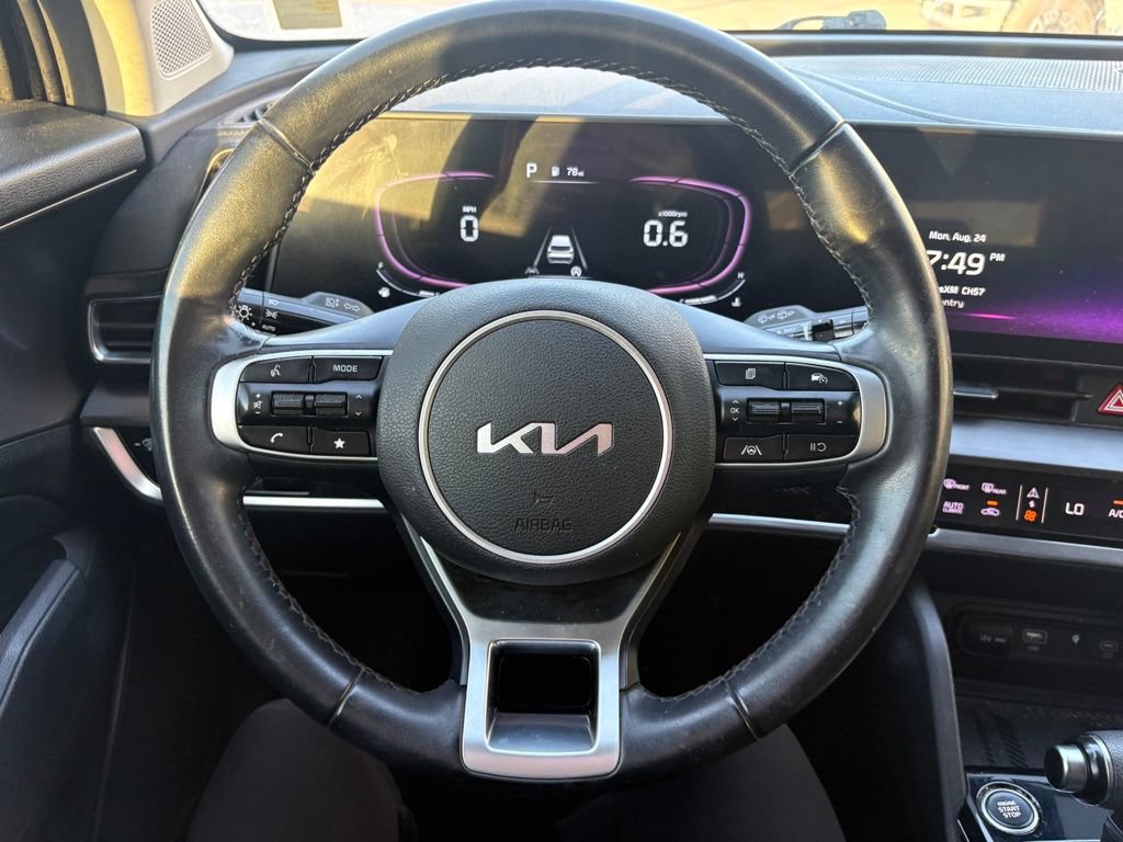 Used 2024 Kia Sportage EX FWD image 18