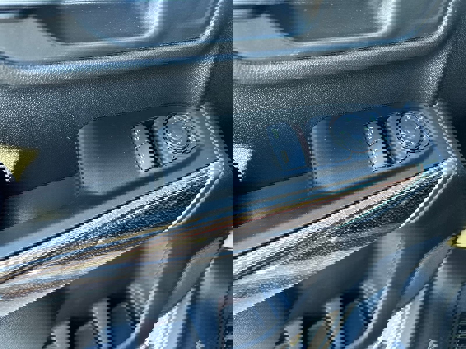 New 2026 GMC Sierra 3500 SLE image 11