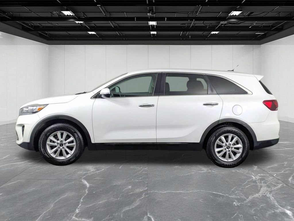 Used 2020 Kia Sorento LX image 2