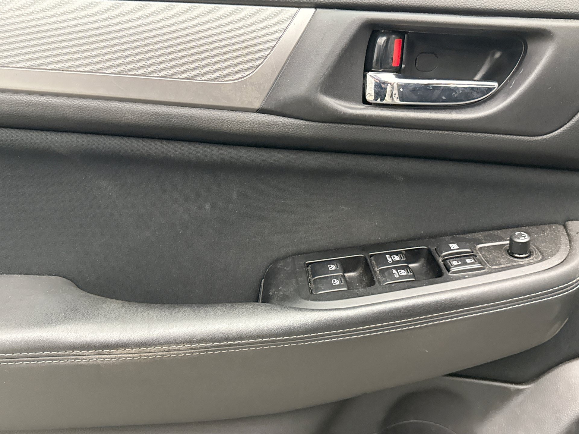 Used 2019 Subaru Legacy 2.5i Premium AWD/4WD image 6