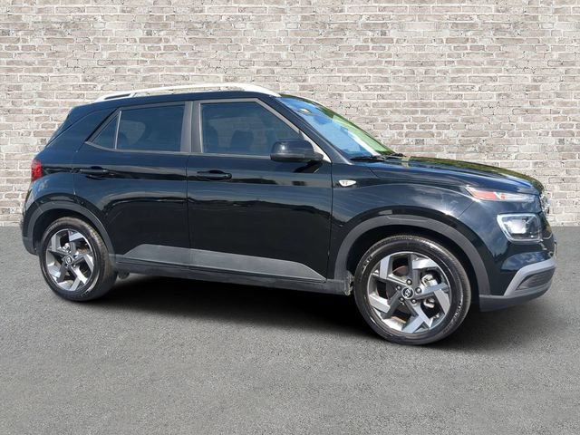 Used 2024 Hyundai Venue SEL