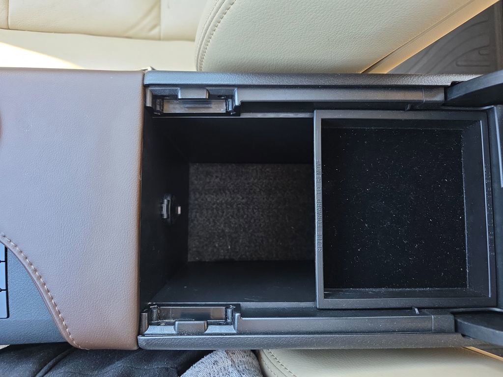 Used 2015 Toyota Avalon XLE Premium FWD image 37