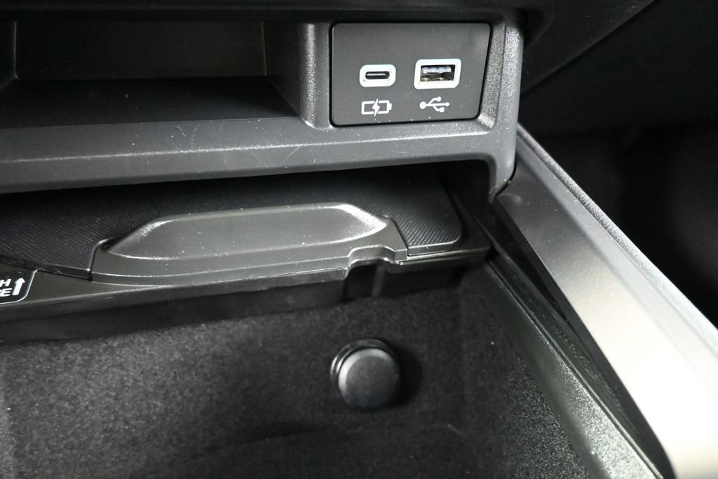 Used 2024 Lexus NX 250 FWD w/ Towing Package (2000 Lbs) image 14