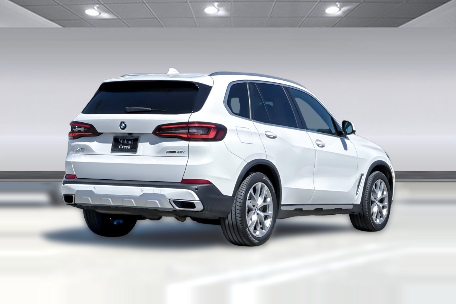 Used 2021 BMW X5 xDrive40i w/ Premium Package 3 AWD/4WD image 9