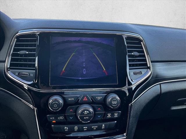 Used 2020 Jeep Grand Cherokee Limited image 23