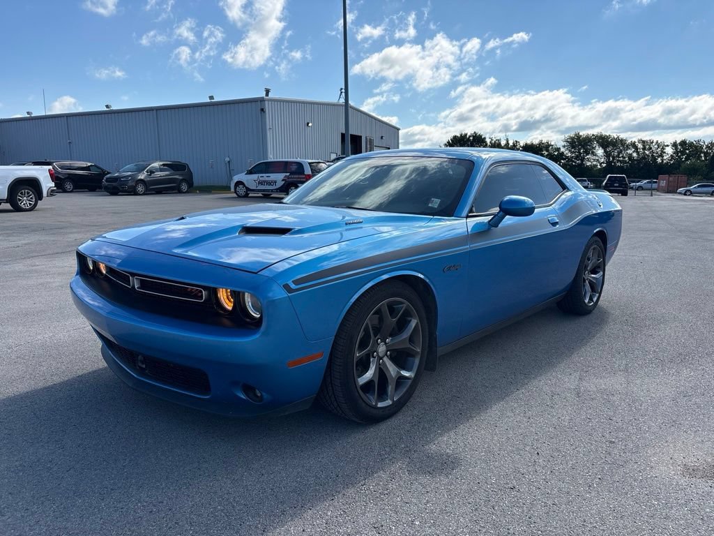 Used 2015 Dodge Challenger R/T Plus RWD image 4