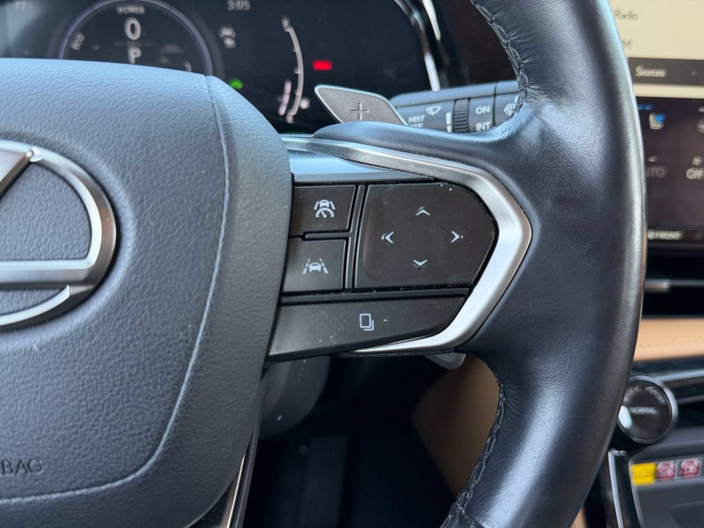 Used 2024 Lexus NX 350h AWD image 18