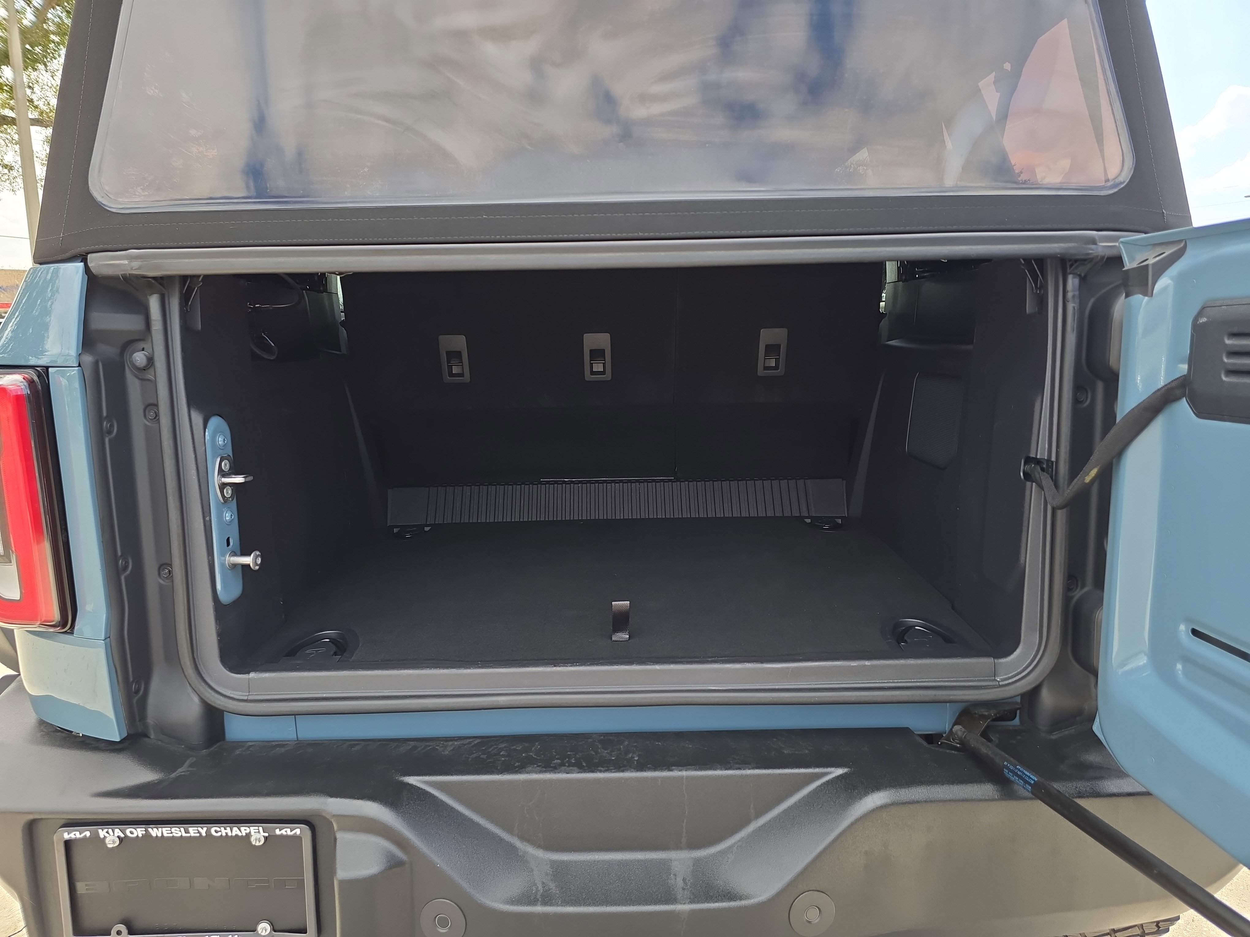 Used 2023 Ford Bronco Wildtrak image 10