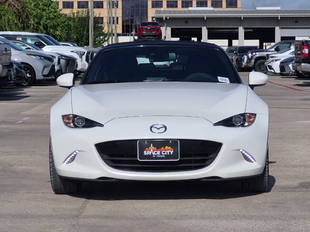 Used 2020 MAZDA MX-5 Miata Grand Touring RWD image 9