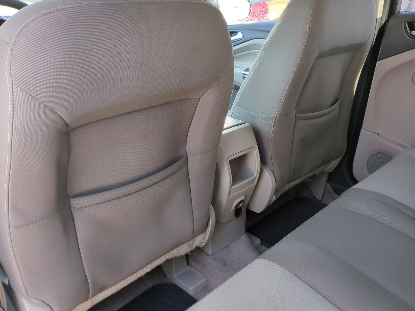 Used 2015 Ford Escape SE image 13