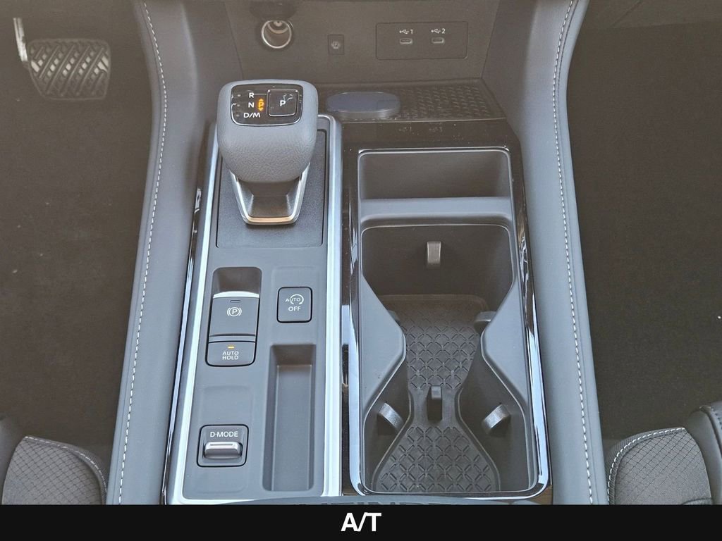 New 2026 Nissan Pathfinder SL image 25