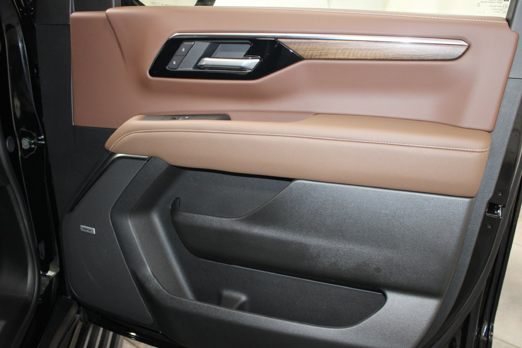 New 2026 Chevrolet Tahoe High Country AWD/4WD image 26