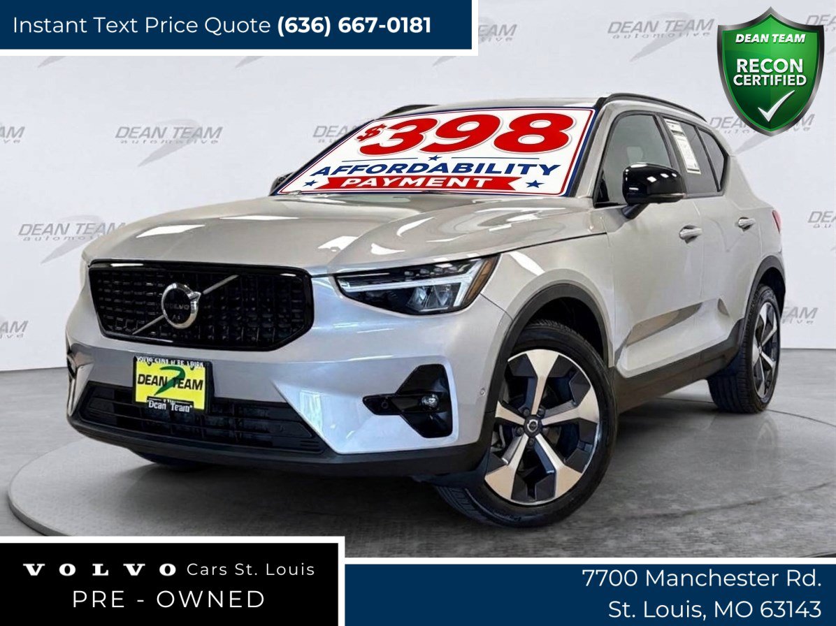 Used 2023 Volvo XC40 B5 Plus w/ Driver Assist Package AWD/4WD image 1