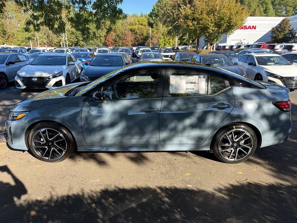 New 2025 Nissan Sentra SR image 4