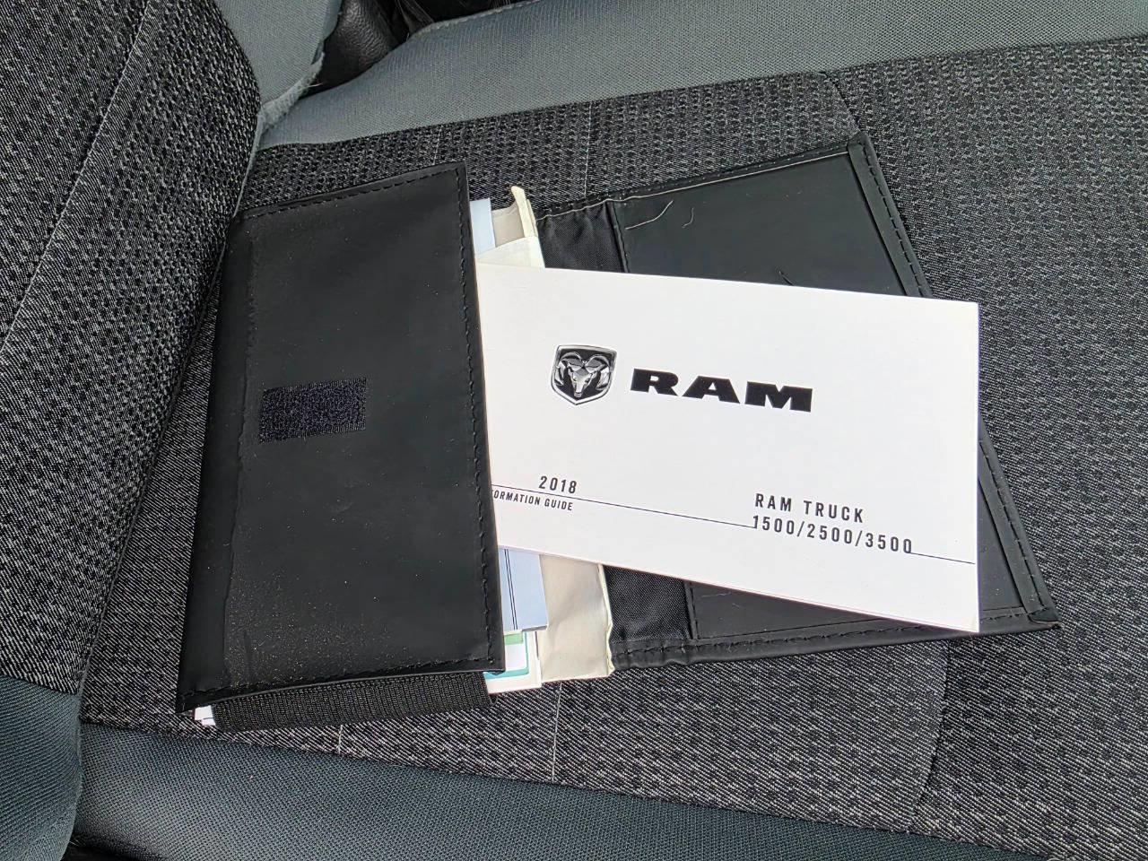 Used 2018 RAM 2500 SLT w/ Luxury Group image 35