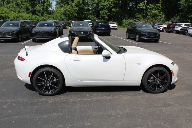 New 2026 MAZDA MX-5 Miata RF Grand Touring w/ Weather Package RWD image 29