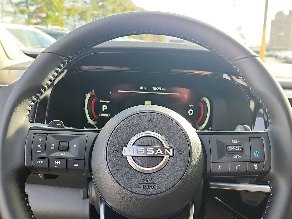 New 2025 Nissan Pathfinder Platinum image 9