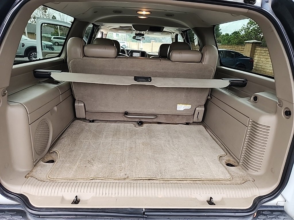 Used 2005 GMC Yukon XL Denali image 12