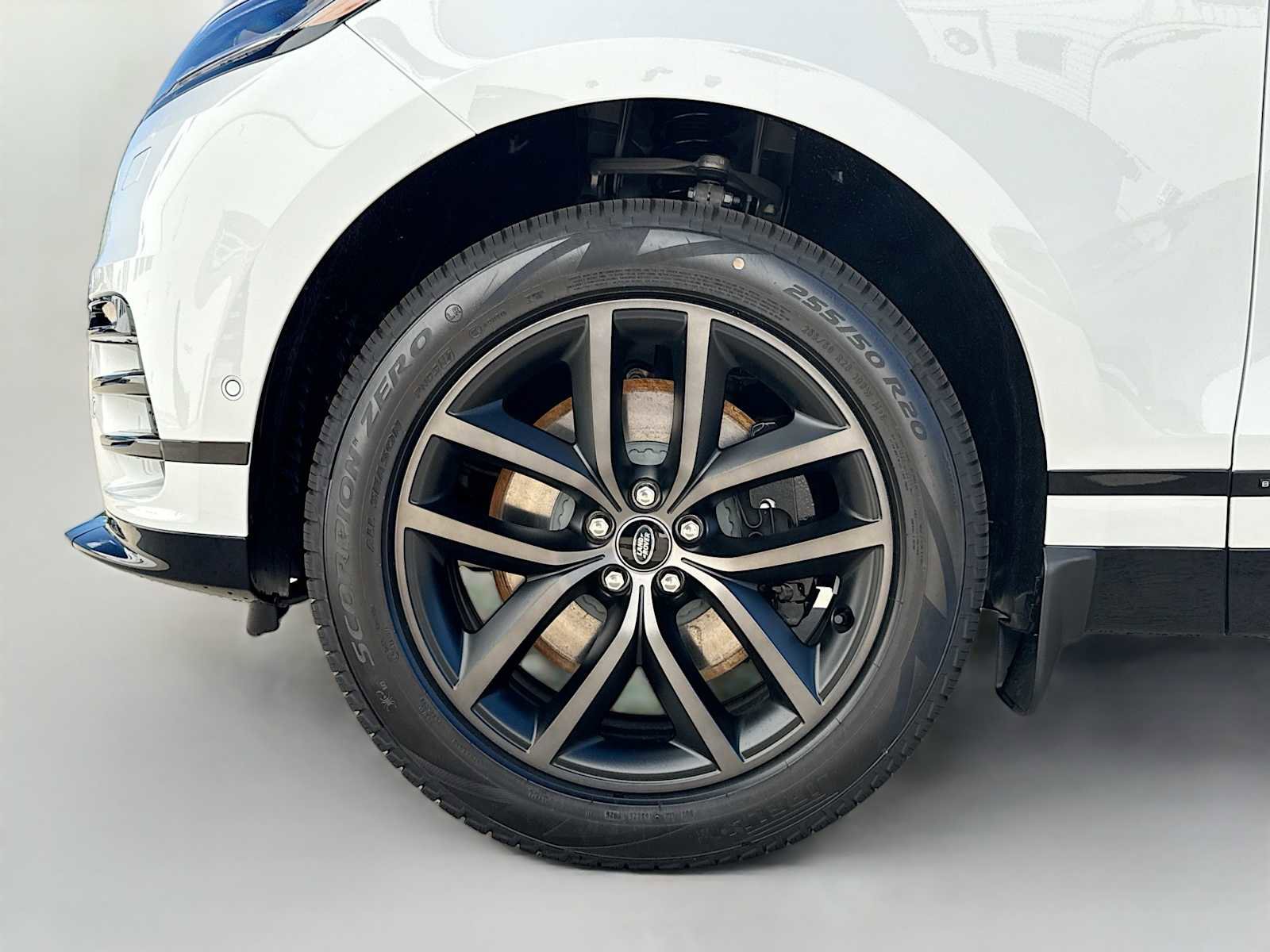 New 2026 Land Rover Range Rover Velar Belgravia AWD/4WD image 6