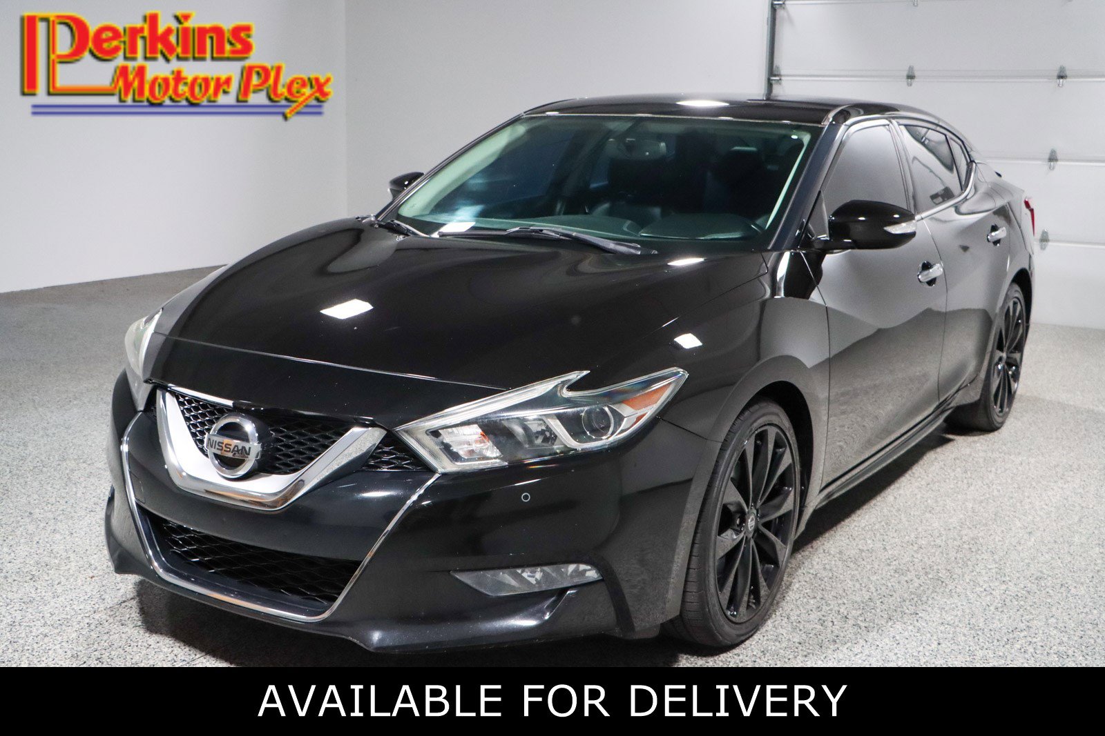 Used 2017 Nissan Maxima SR w/ Midnight Edition