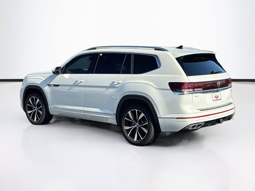 Used 2024 Volkswagen Atlas SEL Premium R-Line AWD/4WD image 7