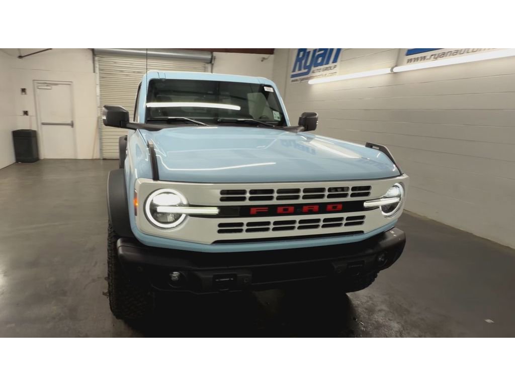 Used 2024 Ford Bronco Heritage Edition AWD/4WD image 3