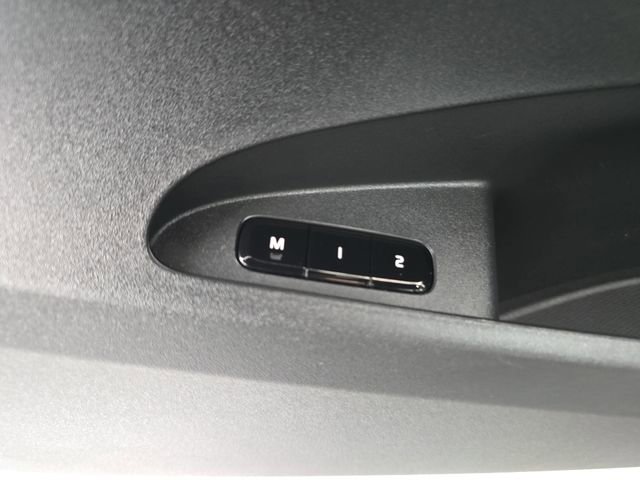 Used 2022 Polestar Polestar 2 w/ Pilot Package image 26