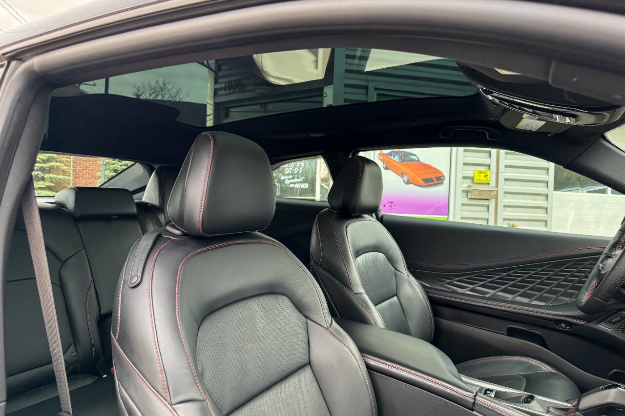 Used 2024 Dodge Charger R/T w/ Plus Group image 17