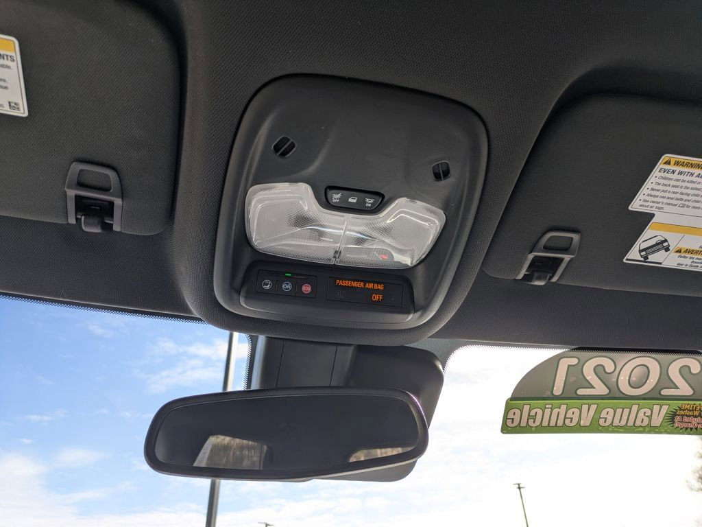 Used 2021 Chevrolet TrailBlazer RS w/ Technology Package AWD/4WD image 24