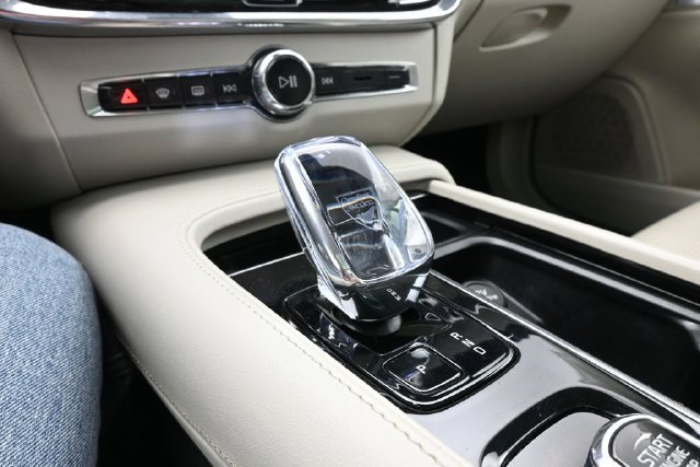 Used 2023 Volvo S90 B6 Ultimate w/ Lounge Package AWD/4WD image 13
