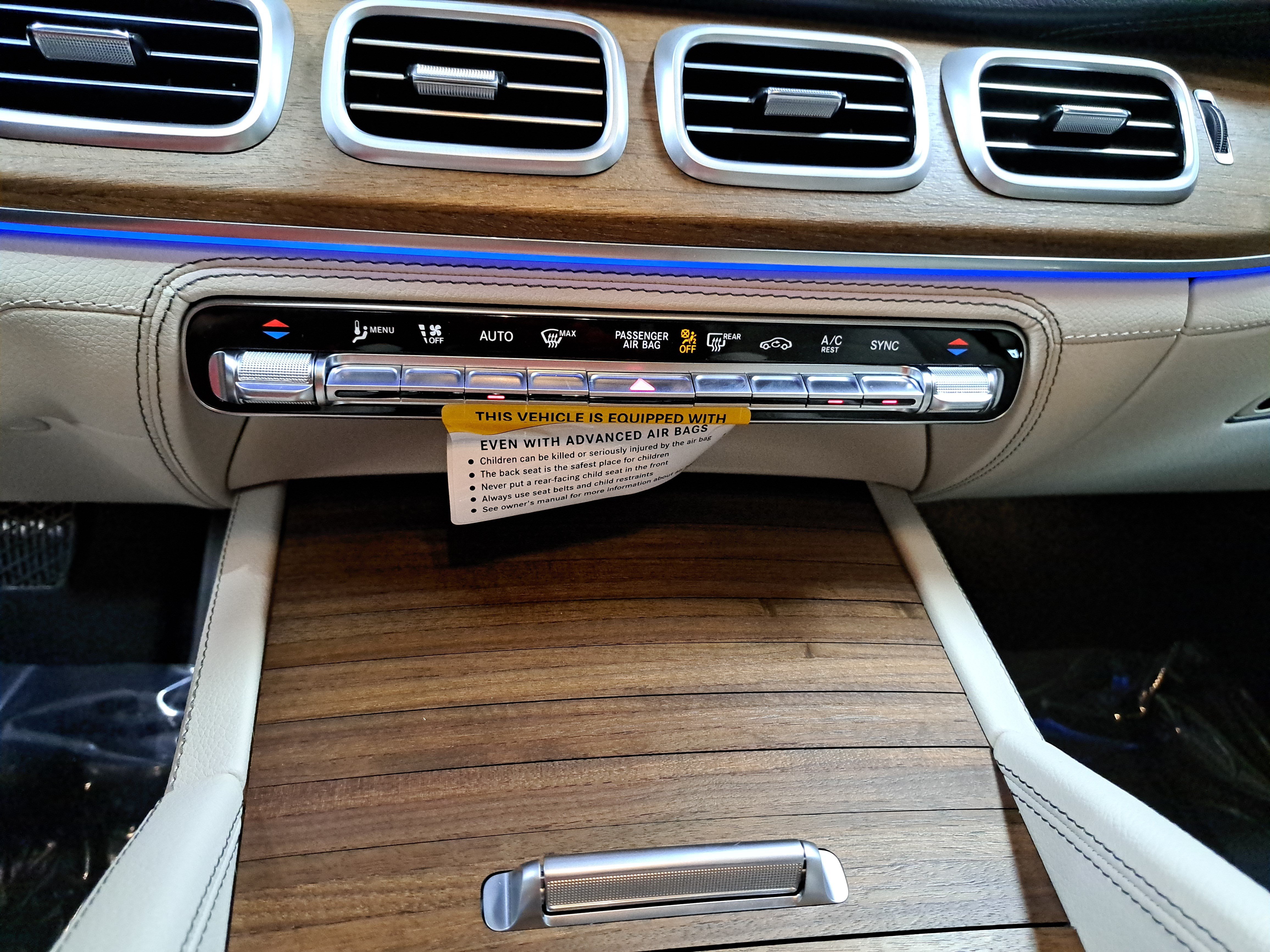 New 2026 Mercedes-Benz GLE 450 4MATIC Coupe image 21