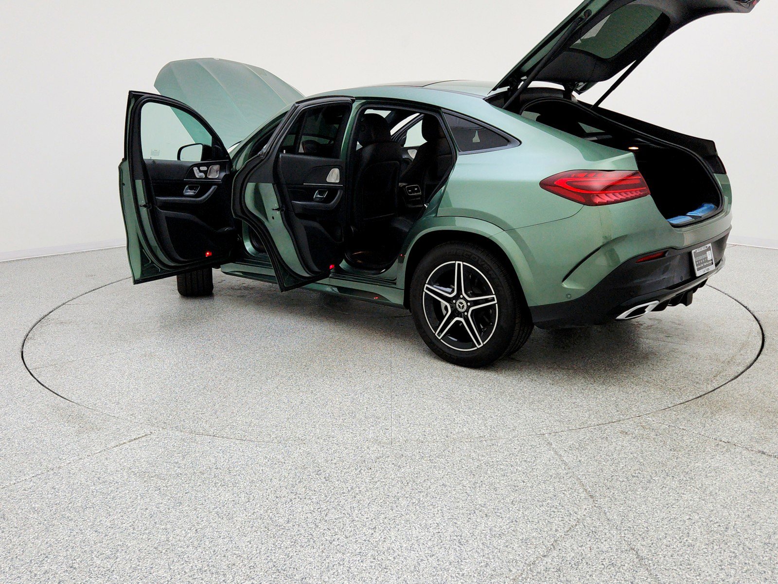 Certified 2025 Mercedes-Benz GLE 450 4MATIC Coupe w/ Winter Package image 18