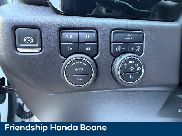Used 2024 Chevrolet Silverado 1500 LT Trail Boss AWD/4WD image 17