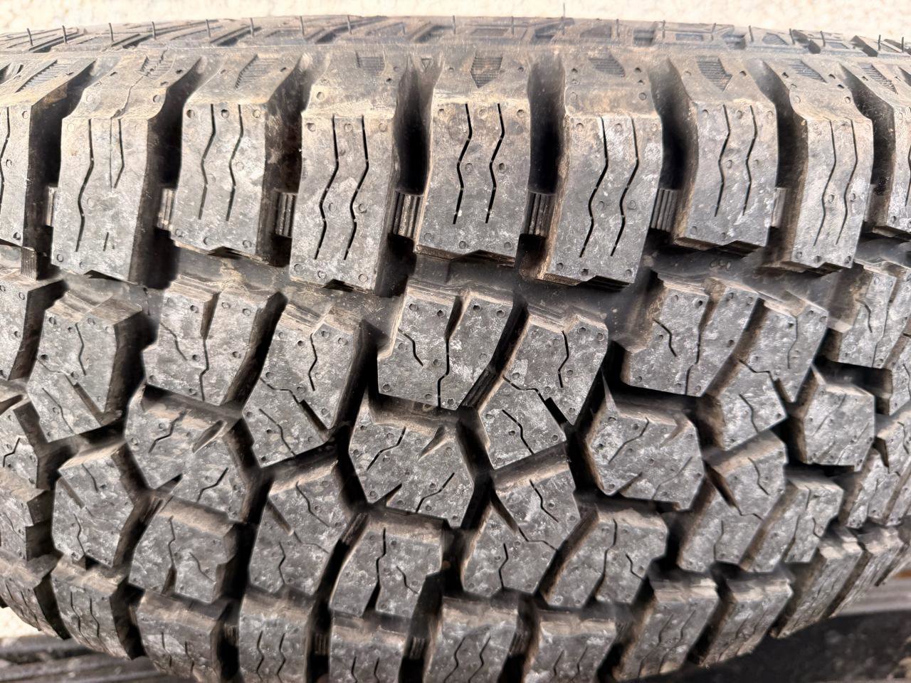 Used 2012 Ford F350 XL w/ Skid Plate Pkg image 9