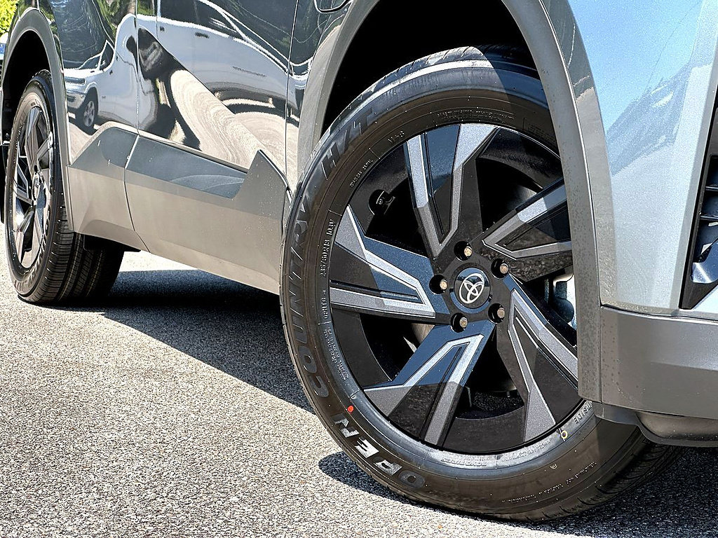 New 2026 Toyota C-HR AWD/4WD image 2