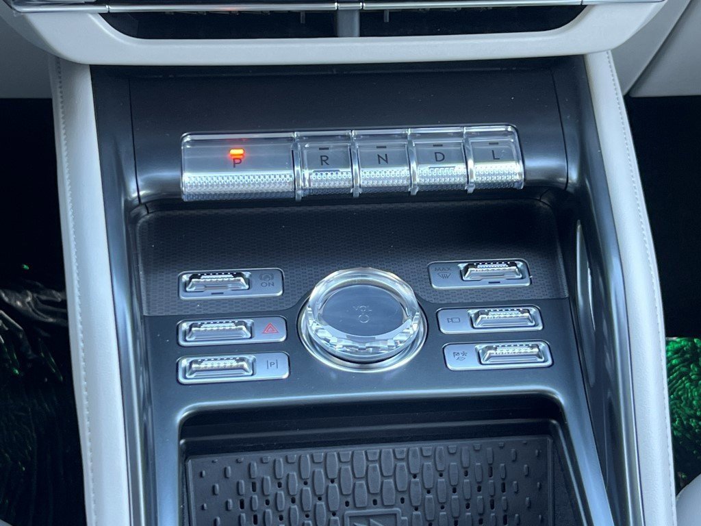 New 2026 Lincoln Nautilus Premier w/ Equipment Group 102A AWD/4WD image 22